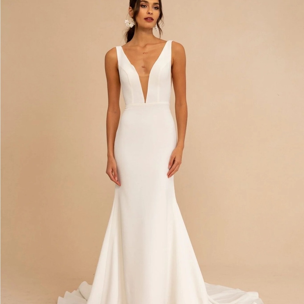 Tara Lauren “Giles” Wedding Dress- Size 10